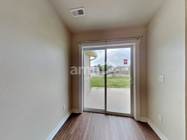 Building Photo - 1765 N Buffalo Bill Ave