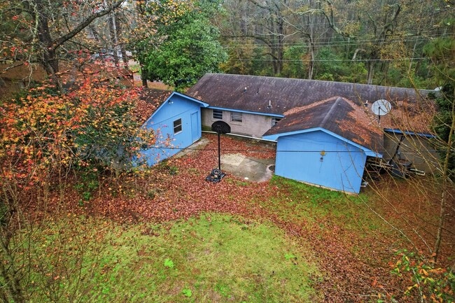 Building Photo - 919 25th St