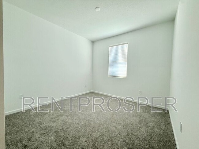 Building Photo - 2633 Ginseng Ivy St