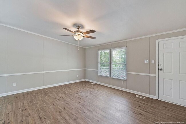 Building Photo - 423 Mcdougald Dr