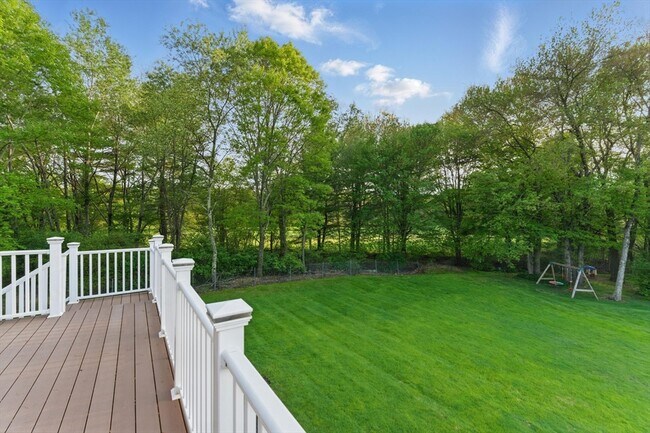 Building Photo - 121 Indian Meadow Dr