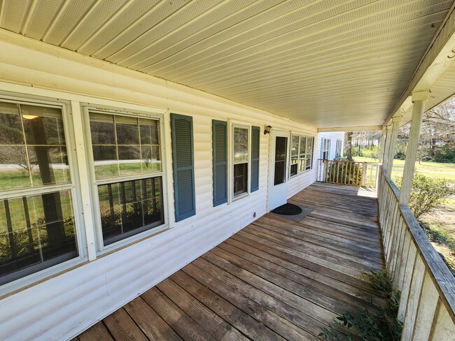 Building Photo - 2276 Providence Church Rd