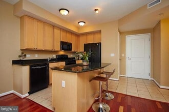 Building Photo - 2720 S Arlington Mill Dr