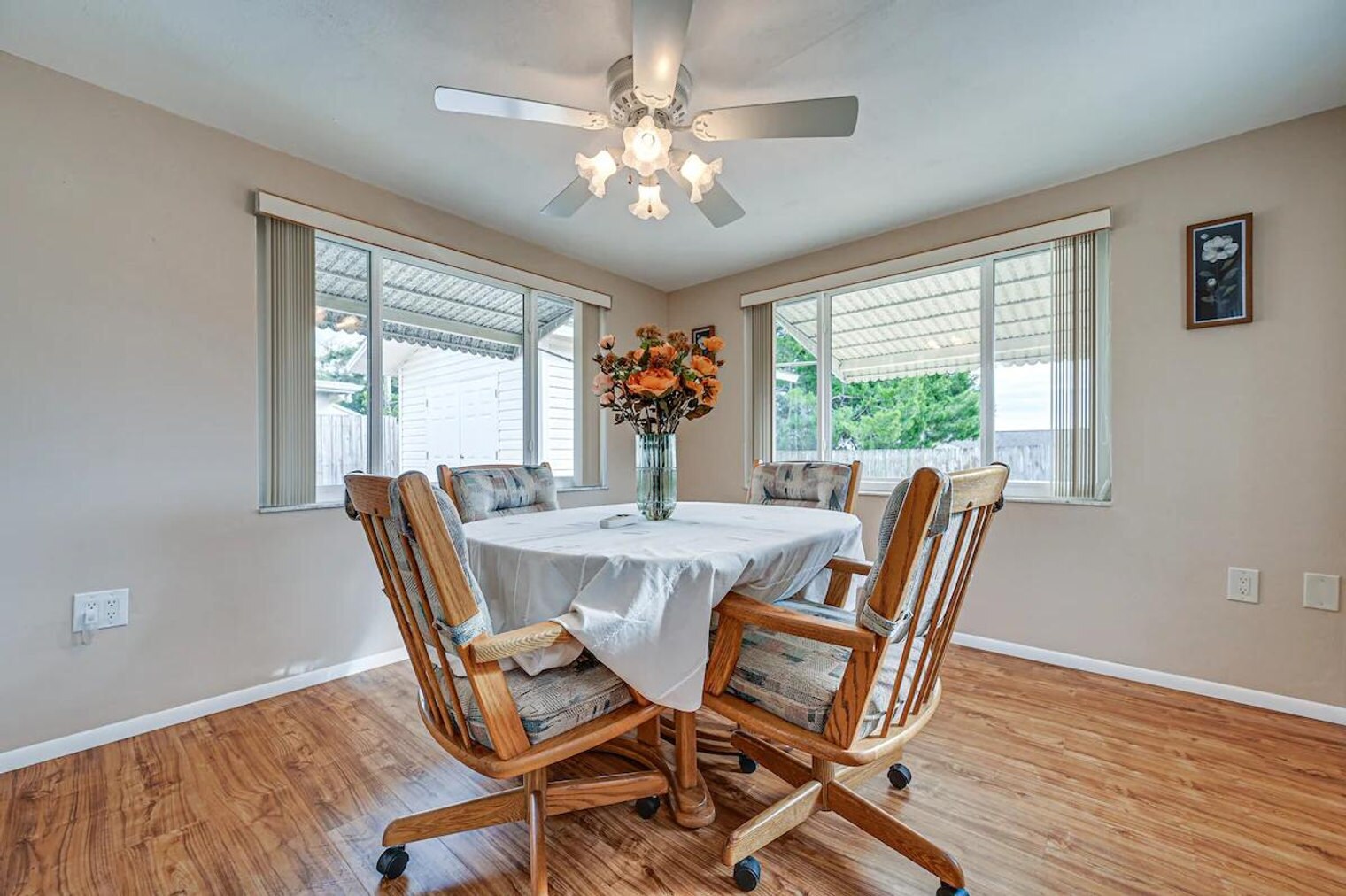 Building Photo - 7536 Topay Ln