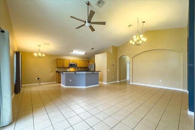 Building Photo - 236 Lancaster Dr