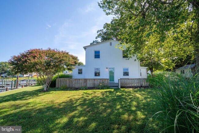 Building Photo - 6064 Drum Point Rd