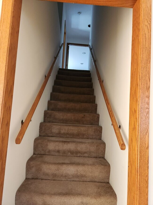 Building Photo - 5901 Charles St