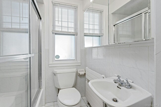 Building Photo - 55 N High St