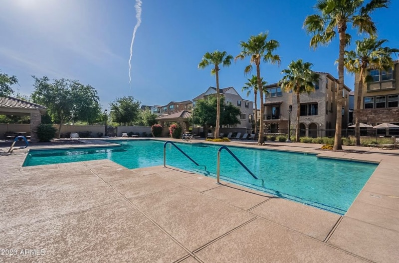 Building Photo - 2622 S Alpine Dr