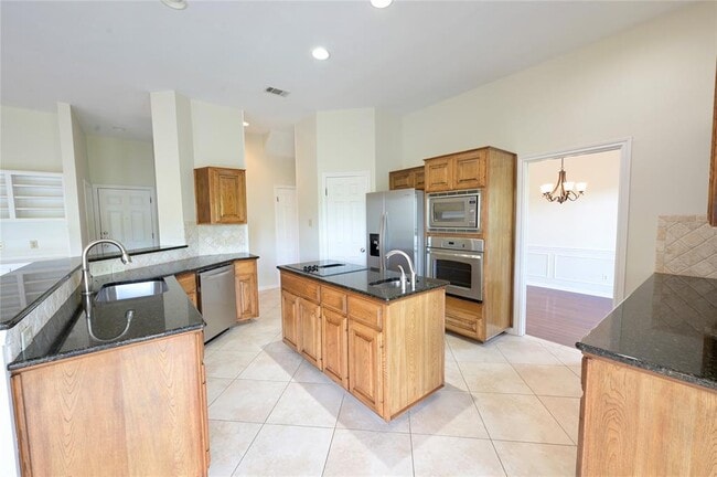 Building Photo - 7602 Bellflower Cove