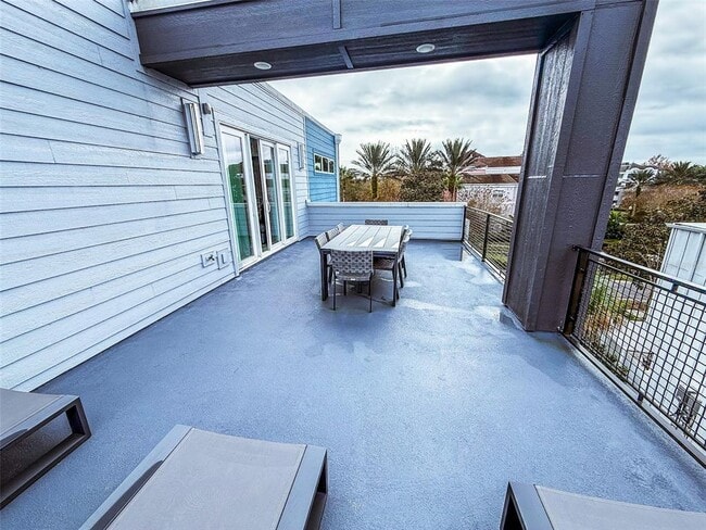 Building Photo - 7760 Sandy Ridge Dr