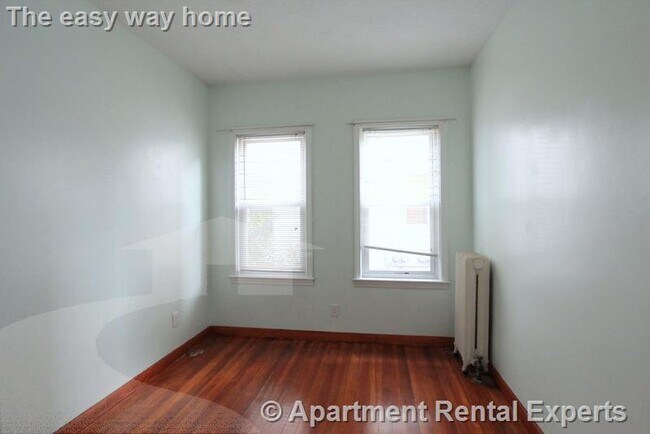 Building Photo - 25 Belknap St