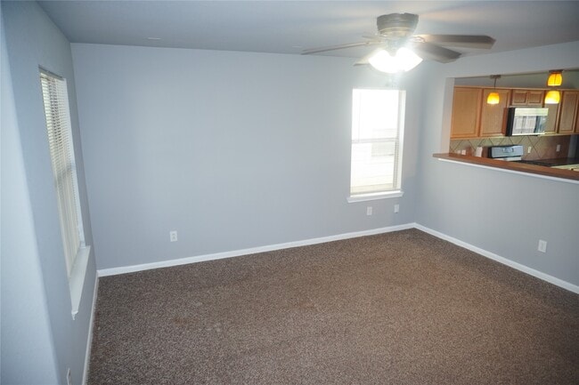 Building Photo - 2663 Skyview Grove Ct