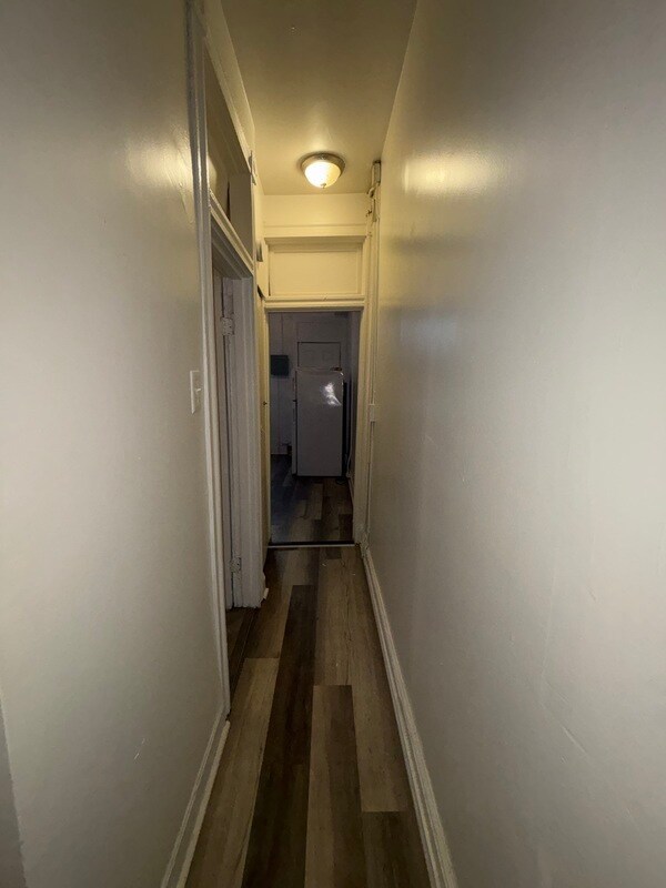 Building Photo - 292X Parkwood Ave