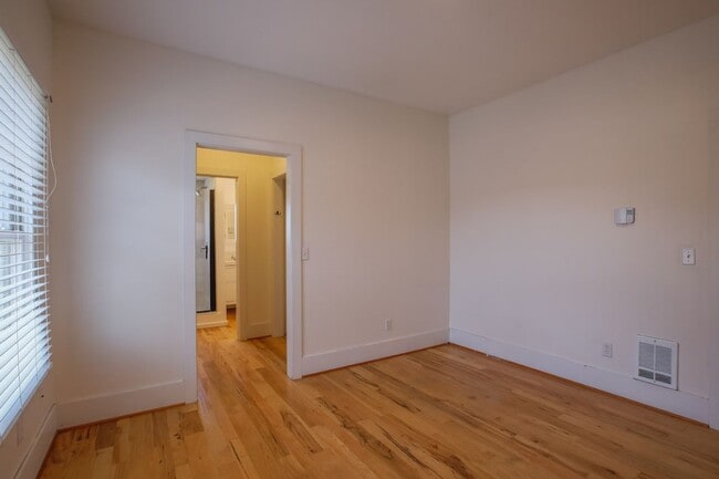 Building Photo - Move-In Now and Enjoy Summertime in Coupev...