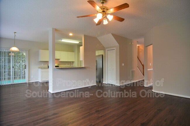 Building Photo - 210 Kingston Forest Dr