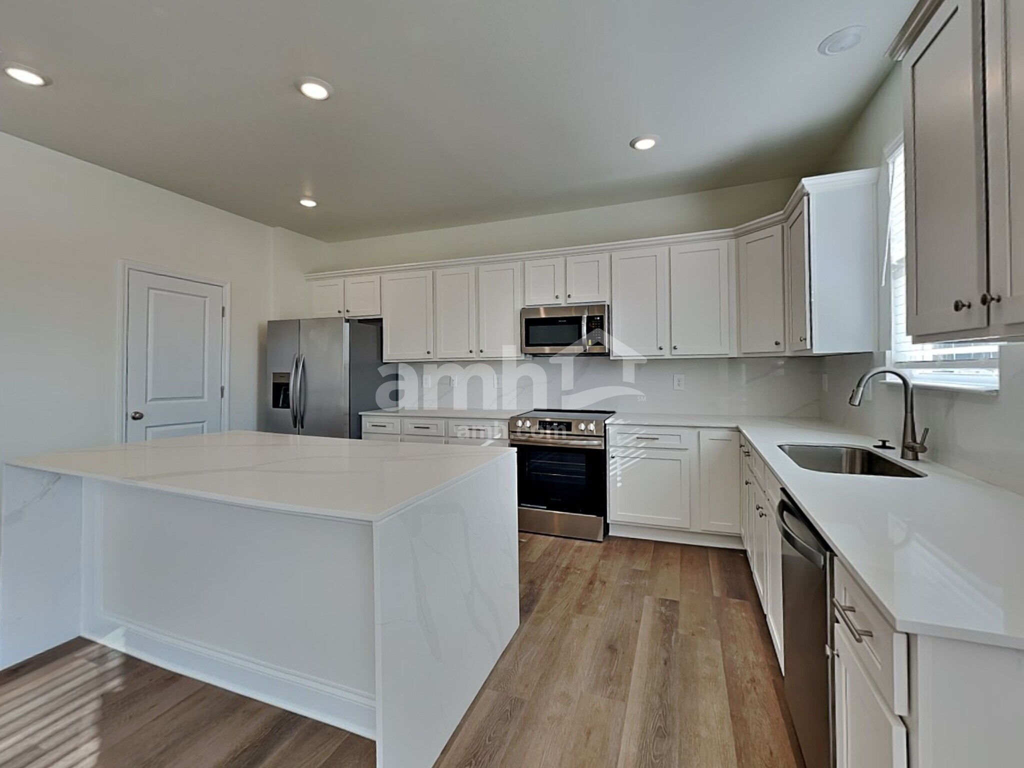 Building Photo - 3317 Emzy Dr