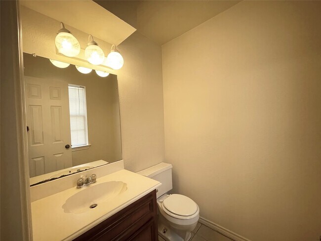 Building Photo - 12943 Lemur Ln