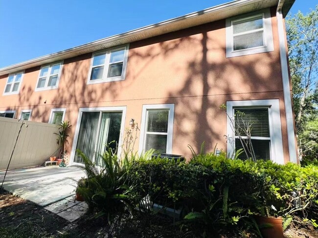 Building Photo - 1134 Victoria Glen Dr