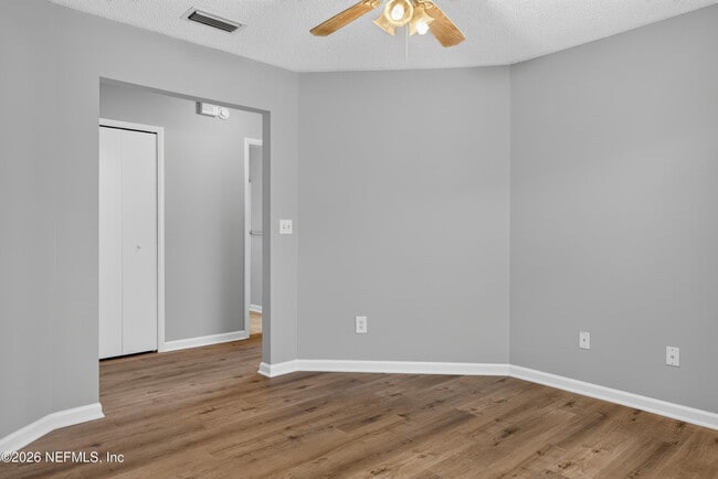 Building Photo - 1108 Hidden Cove Cir S