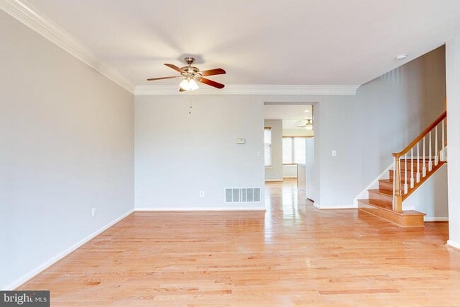 Building Photo - 43709 Clemens Terrace