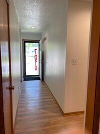 Building Photo - 7016 Antioch Rd