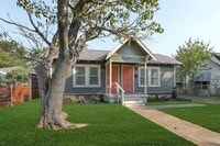 Building Photo - 2821 Gladstone Dr