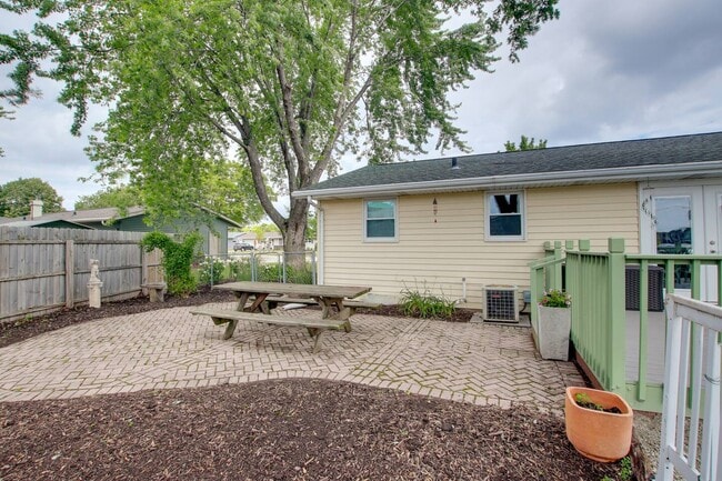 Building Photo - Saint Agnes Home