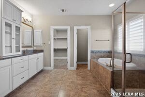 Building Photo - 18039 Branson