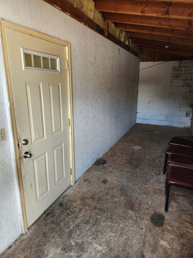 Building Photo - The Dentist Building