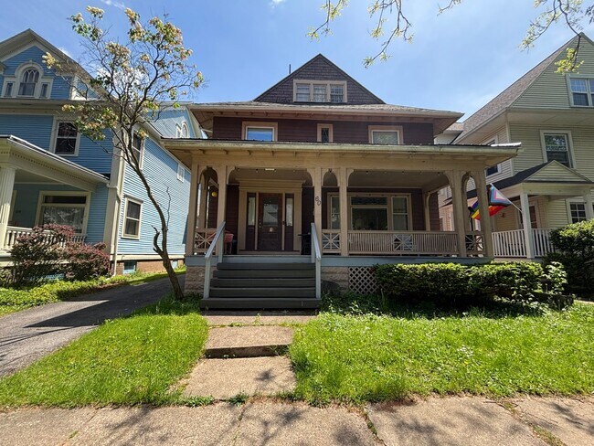 Building Photo - Upper Monroe Neighborhood