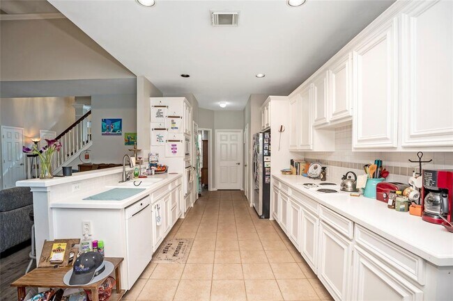 Building Photo - 122 Crystal Reef Dr
