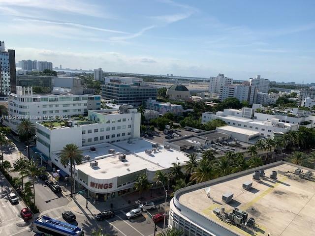 Building Photo - 100 Lincoln Rd