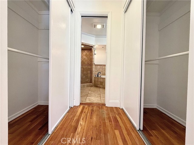 Building Photo - 22346 Burbank Blvd