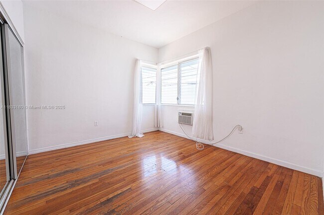 Building Photo - 1351 Meridian Ave