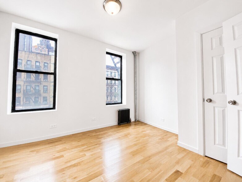 Building Photo - 1270 First Avenue
