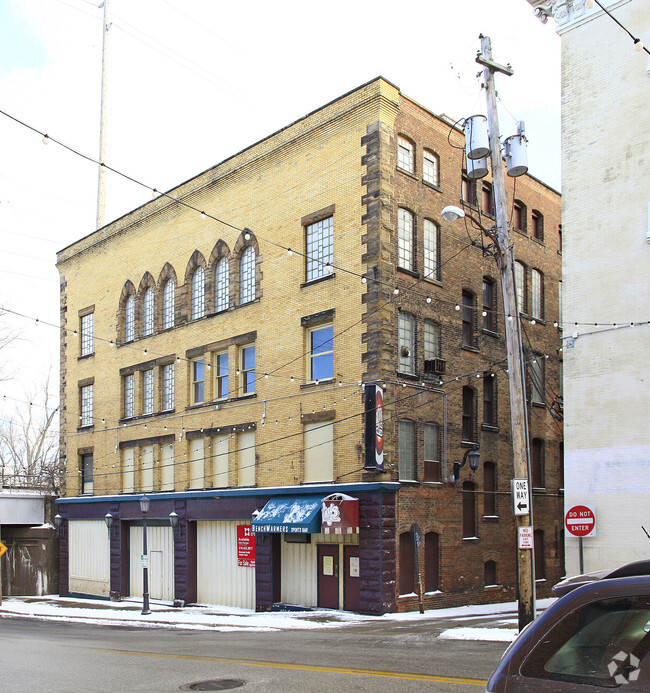 100 Washington Ave - Heritage Classic Homes