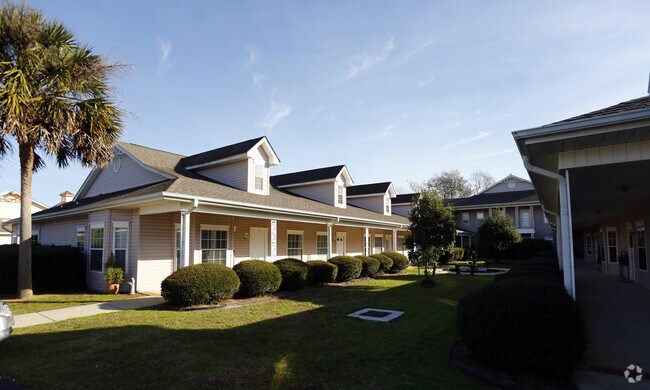 Building Photo - New Orleans Courtyard