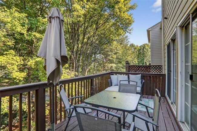 Building Photo - 2331 Towneheights Terrace SE