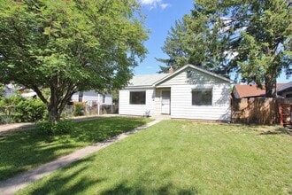 Building Photo - 1605 S Reinhart Dr