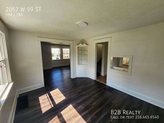 Building Photo - 2057 W 99th St