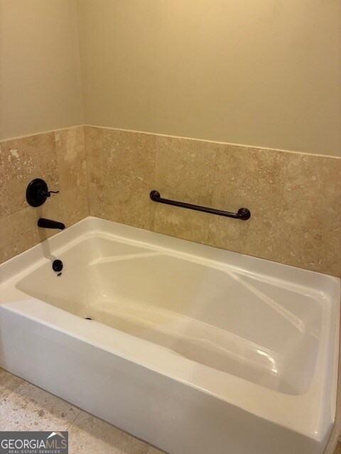 Building Photo - 102 Miller Ct