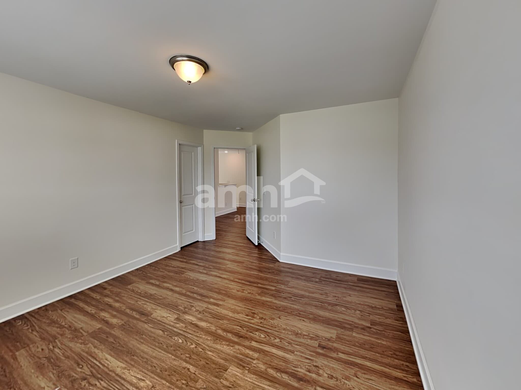 Building Photo - 5063 Trailwater Dr