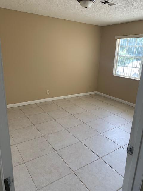 Building Photo - 4703 47th Ct S