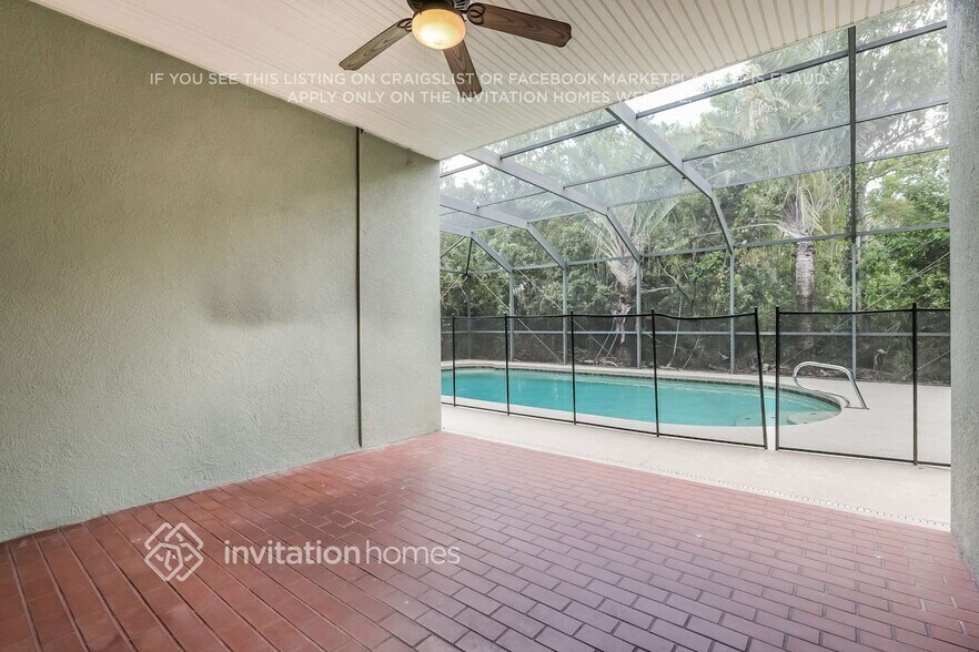 Building Photo - 6303 Bridgecrest Dr