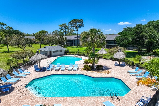 Building Photo - 1231 Commonwealth Cir