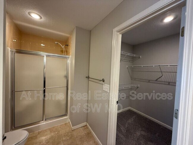 Building Photo - 4023 S Warmwater Ave