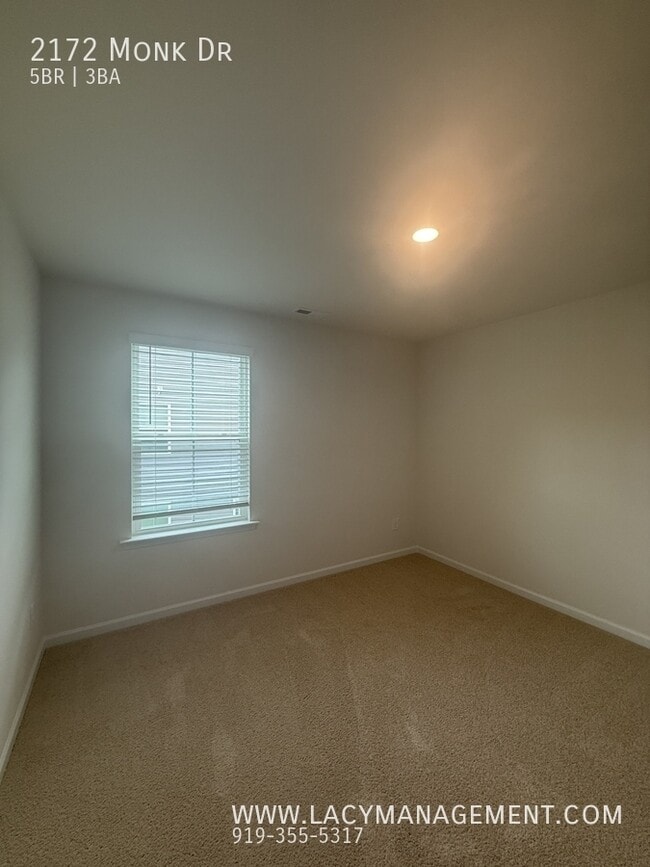 Building Photo - 2172 Monk Dr