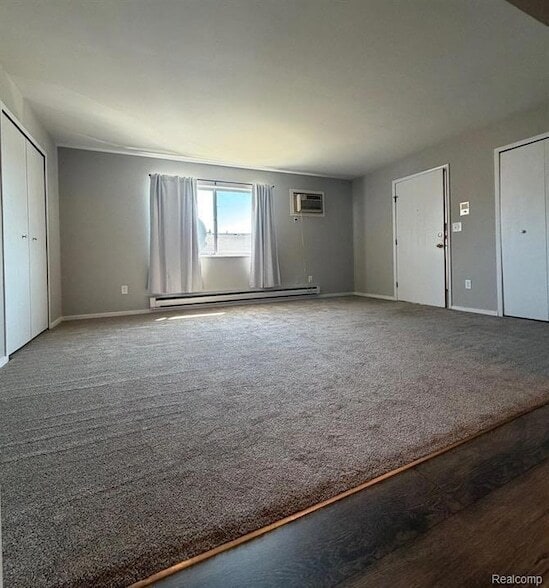 Building Photo - 587 Pointe Tremble Rd