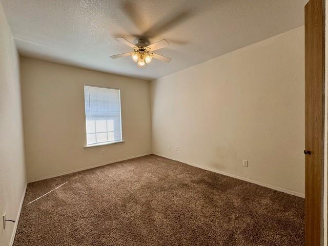 Building Photo - 221 Fox Run Pl